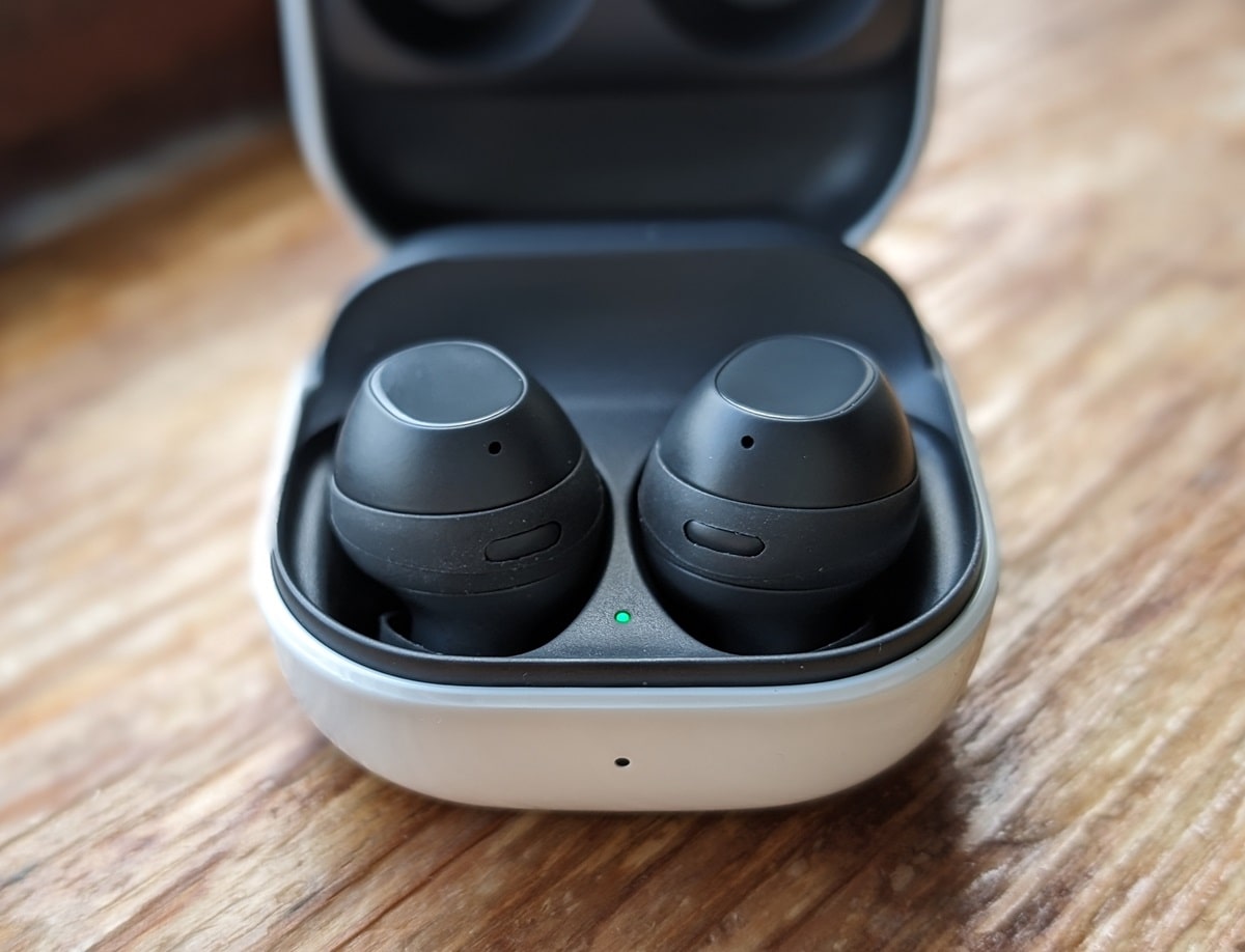 Samsung Galaxy Buds FE True Wireless Earbuds with Active Noise  Cancellation, Grey